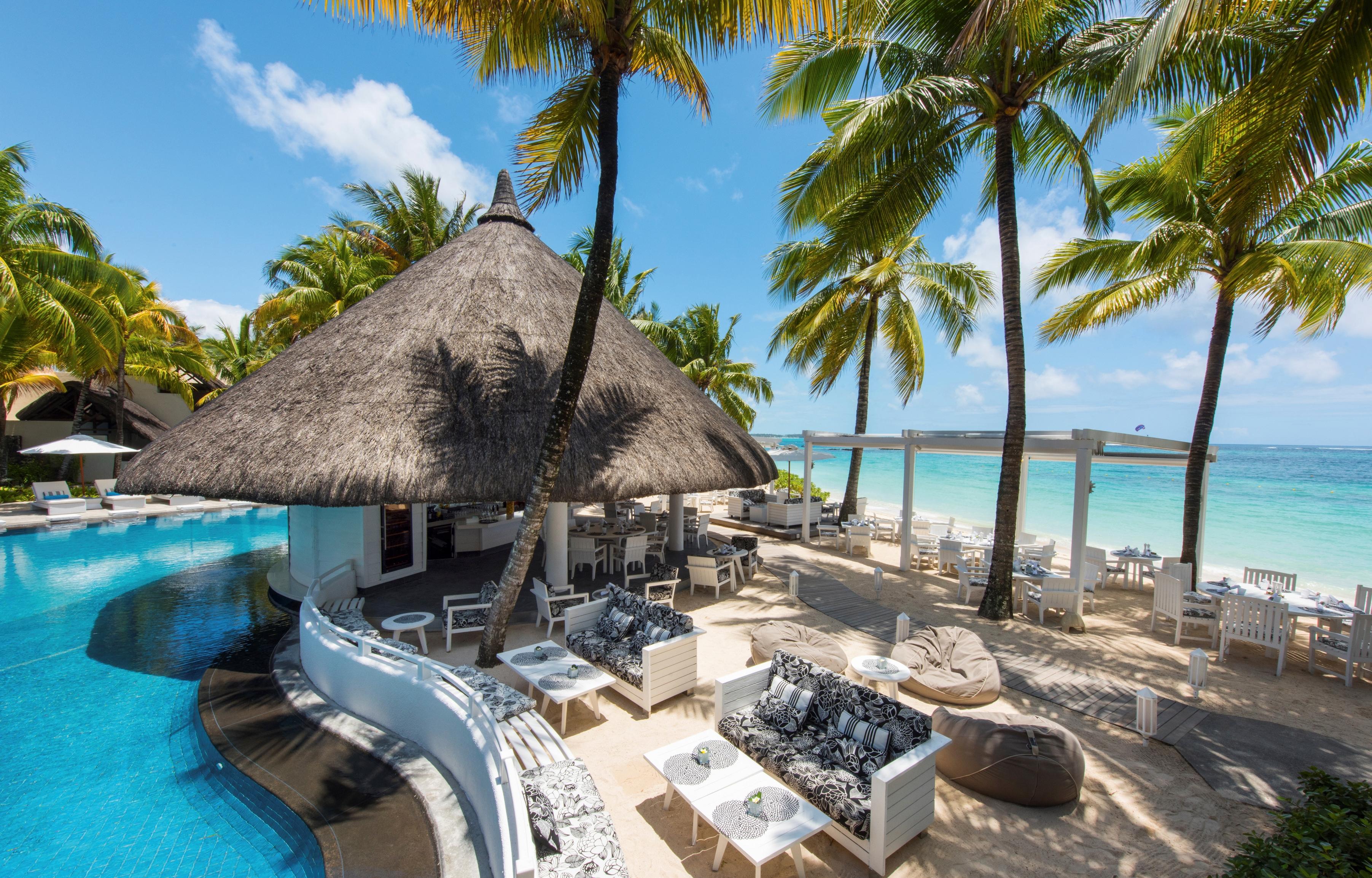Constance Belle Mare Plage Exterior foto Beach at the resort